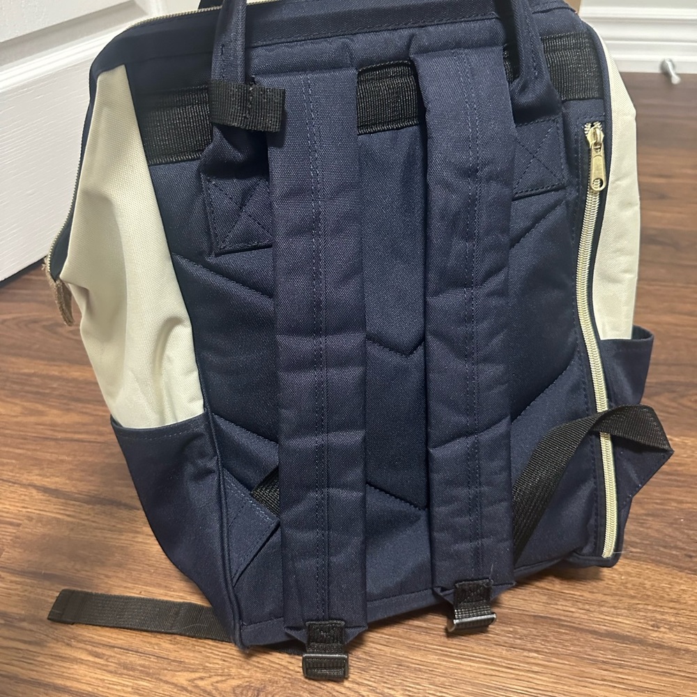 Anello Canvas Colorblock Backpack - Cream & Red - Picture 3 of 5